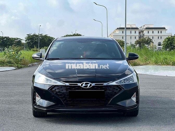 Hyundai Elantra 2020 1.6 AT Sport - 48000 km