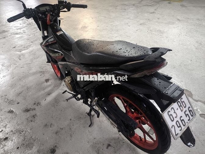 Xe Raider 2017 Fi màu đỏ đen