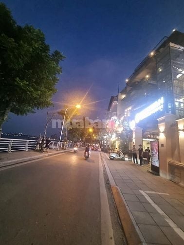 Bán toà căn hộ dịch vụ Apartment hồ Tây.100m2 9 tầng.Dòng tiền cao.