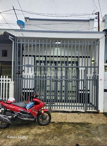 Cần bán gấp căn nhà 55m2 ở Bà Điểm - Hóc Môn giá 765 triệu.