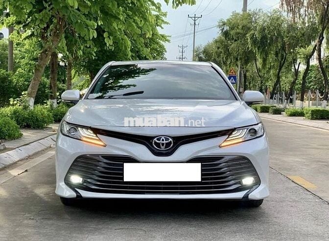 Toyota Camry 2.5Q 2020 Trắng - MỚI ÊM ĐẸP