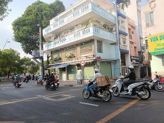BÁN NHÀ MẶT TIỀN KÊNH TRƯỜNG SA – P.13, PHÚ NHUẬN