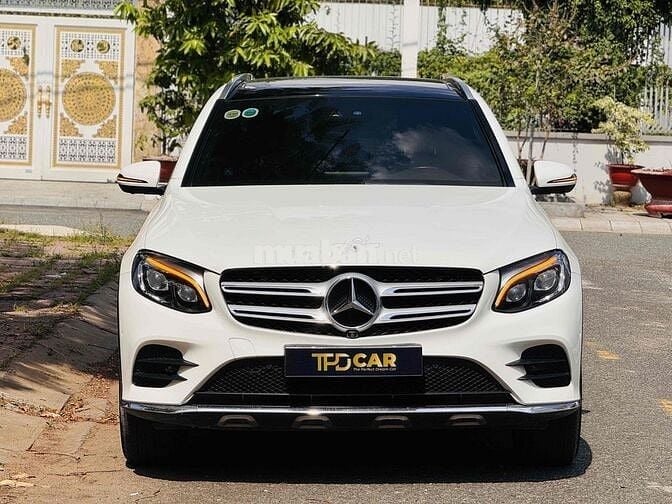 GLC300  TRẮNG NÂU- 1 CHỦ LĂN BÁNH
