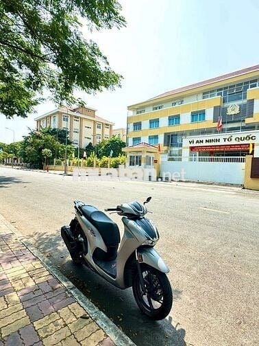 Sh350i màu đen bạc, ít đi xe mới chính chủ
