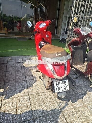 Xe tay ga Attila 125 2012 đỏ mới 80%