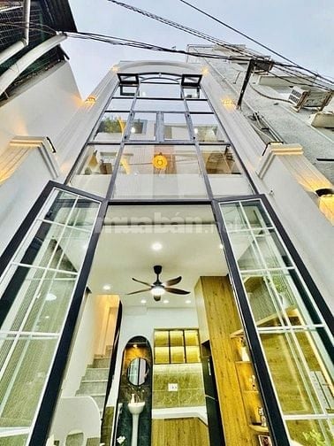 🏡HUỲNH VĂN BÁNH-DTSD 72M2- 4 TẦNG MỚI ĐẸP- FULL NỘI THẤT