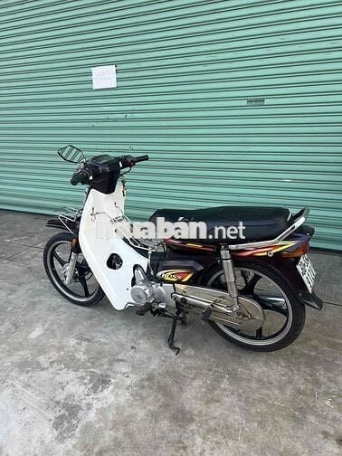 Cần bán xe dream sanda boss , máy móc êm mạnh