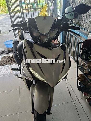 xe côn Yamaha Exciter 150 trắng đen mới 97%