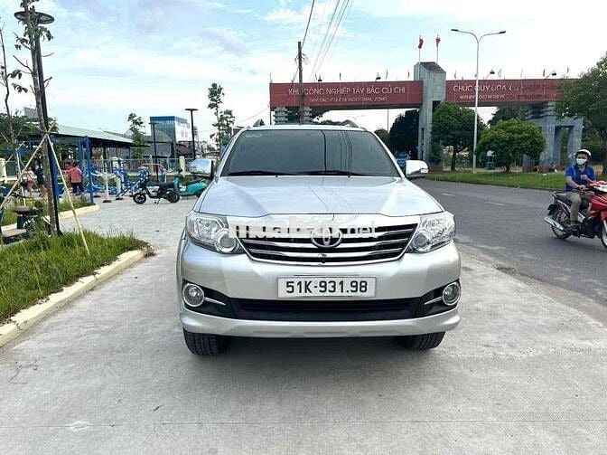 Toyota Fortuner 2016 2.7V 4X2 AT - 86000 km