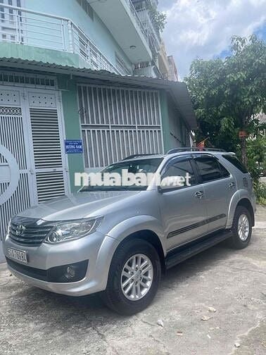 Toyota Fortuner 2014 2.7V 4x2 AT - 12000 km