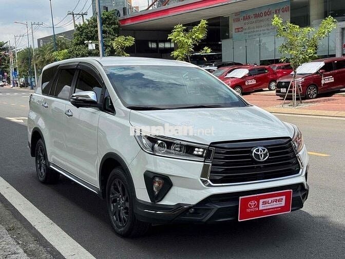 Innova Venturer 2021 38.000Km - Giá Còn Giảm