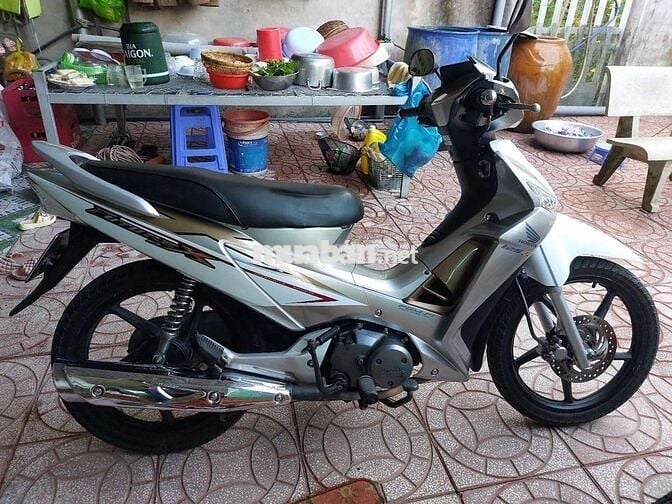 Fux Fi 2010. Xe rin đẹp. Bs65 ngay chủ