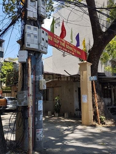 Nhà cấp 4 giao ngay oto đỗ gần nhà