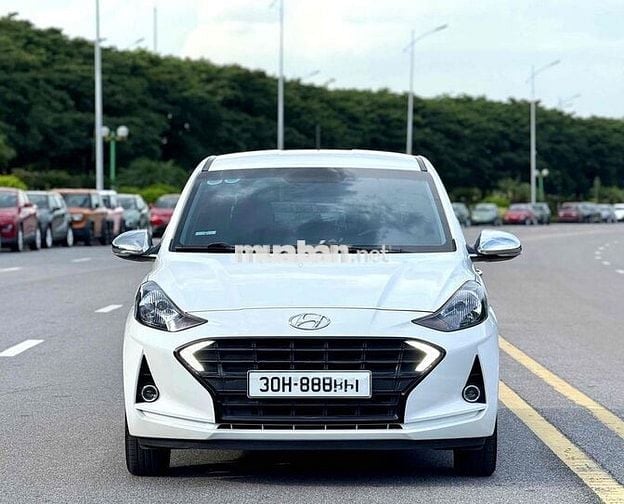 Hyundai Grand i10 1.2 AT 2022