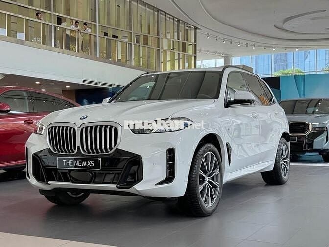 BMW X5xDrive40i M Sport ưu đãi hấp dẫn giao ngay