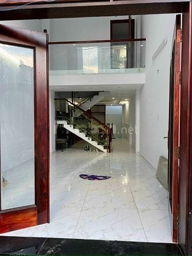 Bán gấp MT Lạc Long Quân đoạn đẹp Quận 11, 4x12.5, 3 tầng, 16.5 tỷ TL 