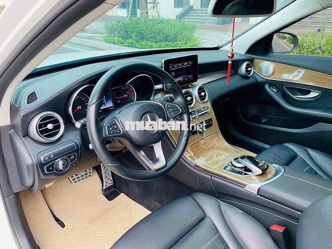Mercedes Benz 2018 C250 Exclusive - chính chủ