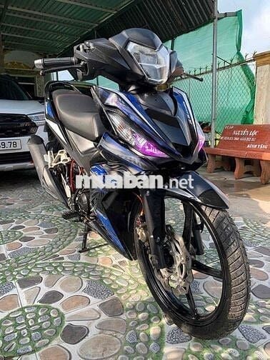 Winner v1, máy đi bài gì k rành, máy rất mạnh,