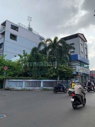 BÁN CẶP GÓC 2 MT LÝ CHIÊU HOÀNG Q6 (8X20) CHỈ 20,5 TỶ