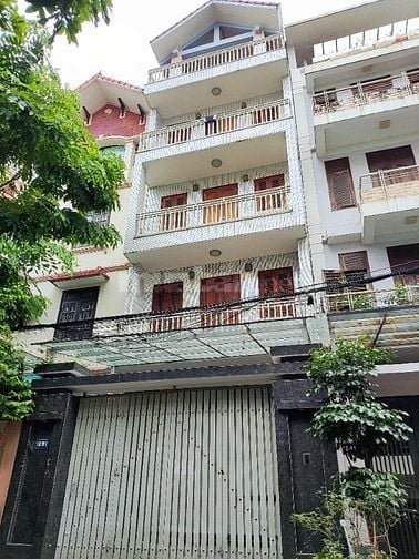 Cho thuê biệt thự 5 tầng  Khu phân lô số 1 Nguyễn Hoàng Tôn  Cách hồ T