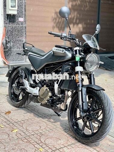 Husqvarna Svartpilen 200 2022 chính chủ cần bán
