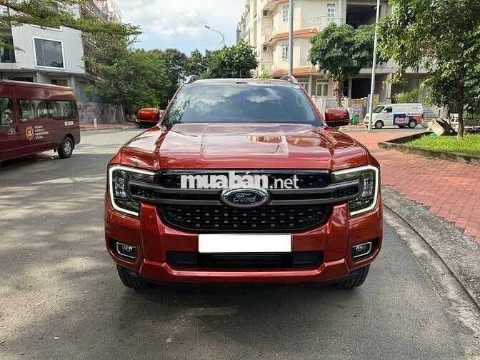 Ford Ranger 2024 XLS 2.0L 4x2 AT - 15000 km