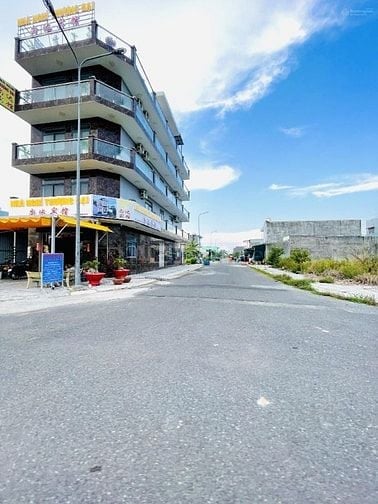 BÁN GẤP NỀN ĐẤT 130M2, ĐỐI DIỆN KCN TIỆN XÂY TRỌ, NHÀ Ở, KINH DOANH