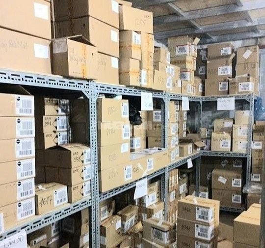 QUẬN 8 TUYỂN NHÂN VIÊN KHO HÀNG 04 NỮ, 02 NAM 