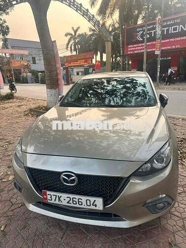 Mazda 3 2015 1.5 AT Hatchback - 80000 km