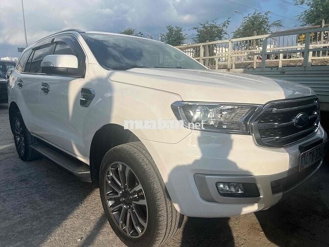BÁN EVEREST 4x2 TITANIUM 2019 ĐI QUÁ IT BÁN LUÔN