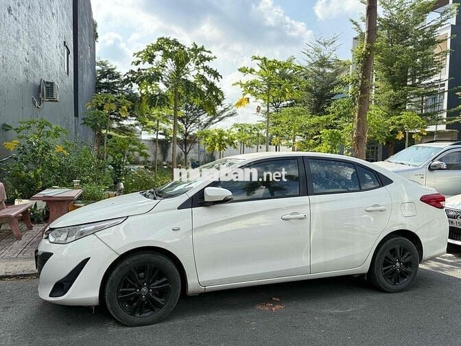 Toyota Vios 2018 1.5E mẫu mới ko taxi giá rẻ