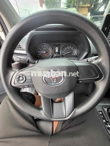 Toyota Avanza Premio 2022 CVT - 117000 km