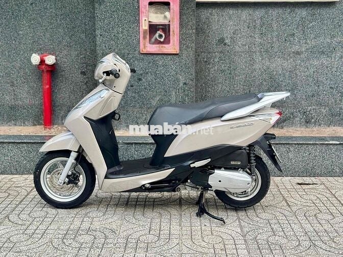 cần bán Lead 2013 bstp ,9chủ .màu trà sữa