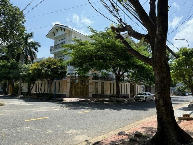 Bán đất thổ cư 100%, khu Đô Thị Chí Linh, Vũng Tàu, gần biển, 15x20m
