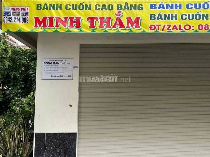 Cần tuyển GẤP 01 Nữ phụ bán hàng ăn sáng