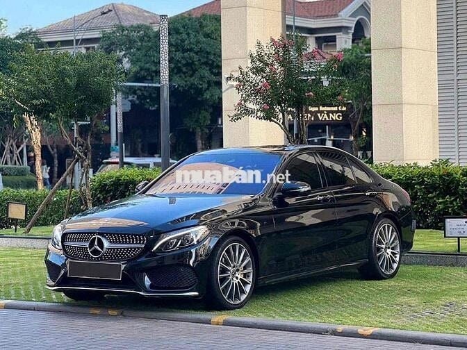 Mercedes Benz C Class 2018 C300 AMG - 70000 km