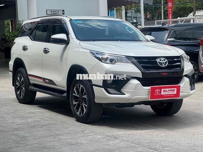 Fortuner Máy Xăng TRD - 2019 - HT Vay 60% Còn Giảm