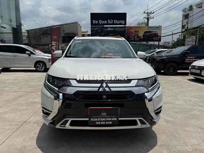 Mitsubishi Outlander 2022 2.0 CVT Premium - 45000