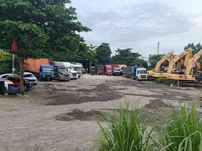 Cho thuê mặt bằng 2000m2 Xa Lộ Hà Nội, Phường Long Thạnh Mỹ, Quận 9
