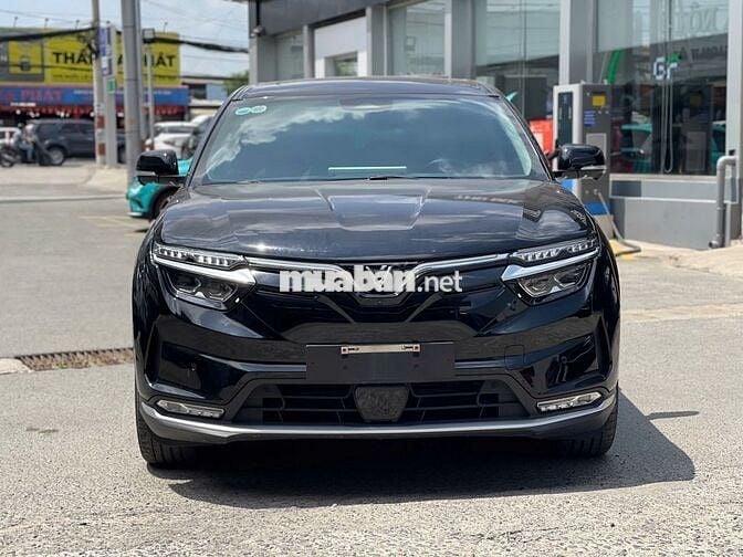VinFast VF8 2023 Plus Pin mua CATL - 23000 km