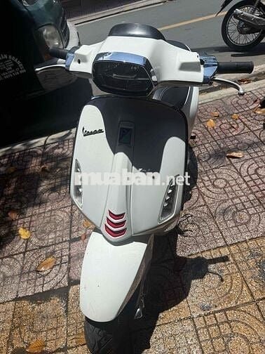 Vespa 2021 150 Abs