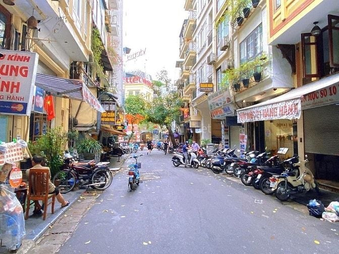 TÒA APARTMENT 10 TẦNG – MẶT PHỐ HÀNG HÀNH – SÁT HỒ GƯƠM – PHỐ CỔ HIẾM