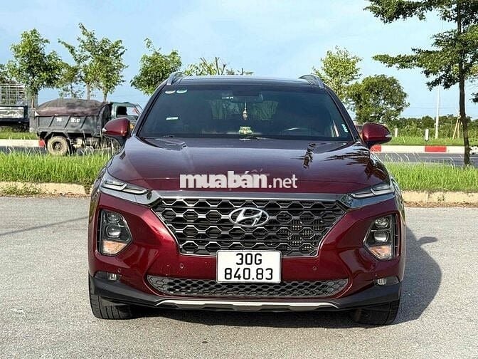 Hyundai Santa Fe 2019 2.2D Premium - 78000 km
