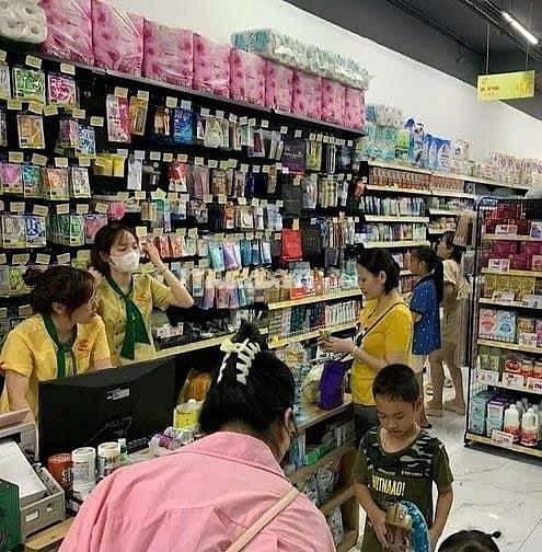 Tuyển nhân viên bán hàng,đóng gói và tạp vụ kho