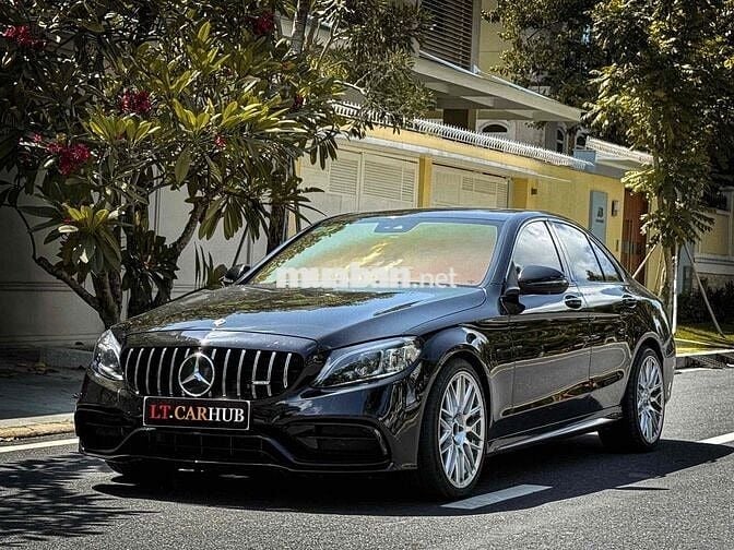 Mercedes C300 AMG model 2020 Limited siêu siêu đep
