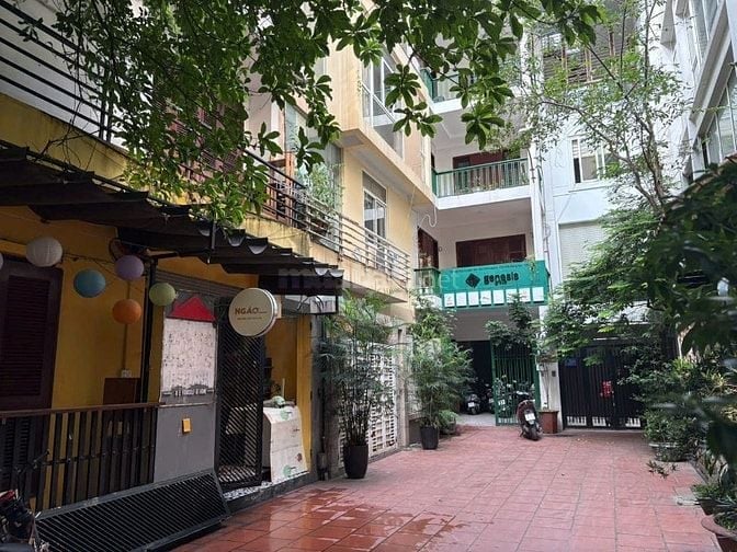 Chính chủ cho thuê nhà tại ngõ to phố Giảng Võ