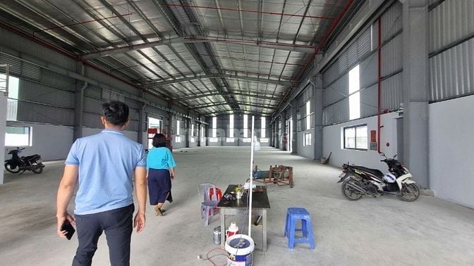 Bán kho xưởng 1.200m² KCN Đức Hòa 3, Long An, trạm 250kVA, giá: 20 tỷ