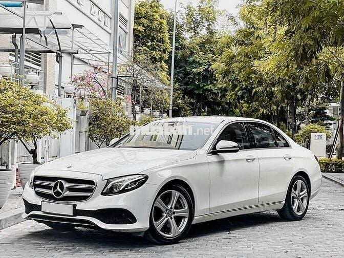 MERCEDES E250 2017 Đẹp Nhất Hà Nội,Hỗ Trợ Bank 70%