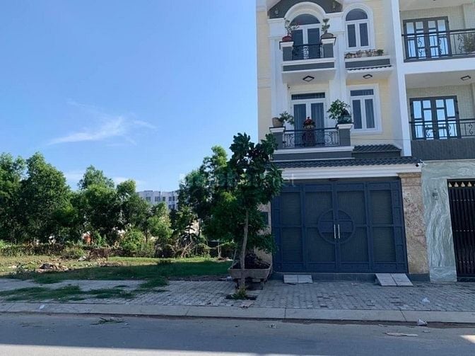 Giảm giá - Chính Chủ Bán 2 nền biệt thự mini 260m2 thổ cư đường nhựa 