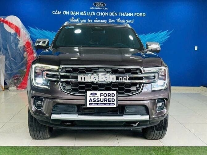 Ford Everest Titanium 2 Cầu 2023 - Chính Hãng
